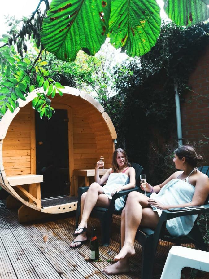 Skindles Guesthouse B&B - vakantie appartementen Poperinge Buitenkant foto