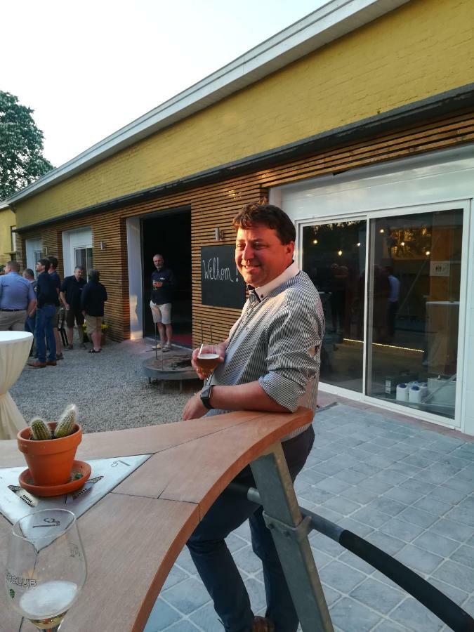 Skindles Guesthouse B&B - vakantie appartementen Poperinge Buitenkant foto